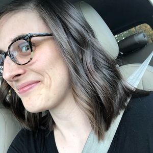 Meet your Posher, Courtney